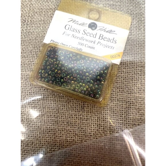 Rare Victorian Country Elegance Needlework Kit With Beads - Picture 4 of 4